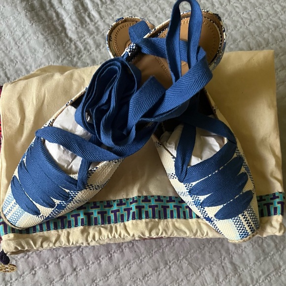 Tory Burch Florence lace up espadrilles - Picture 6 of 9